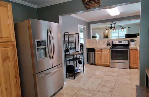 Columbia Falls House | THE AVOCADO ABODE - Glacier National Park Columbia Falls Whitefish KIDS CHOICE!