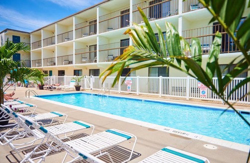 Dewey Beach Hotel | The Bay Resort