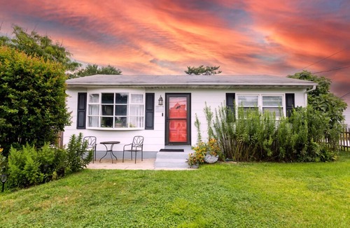 North Cape May House | The Beach House one block from the the beach