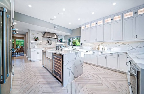The Flats Villa | The Beverly Hills Estate & Tennis Court