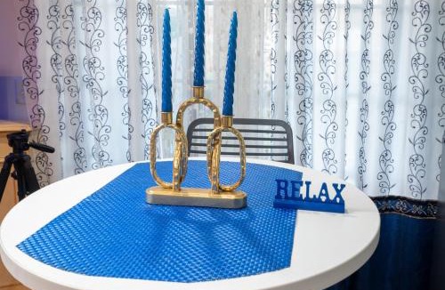 Dover House | THE BLUE ROOM Luxury suite