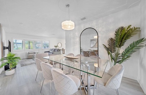 Fort Lauderdale Apartment | The Boat House - River Harmony Home - Reduced Rates During Repairs