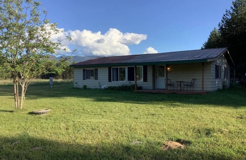 Bonners Ferry House | The Breezy House