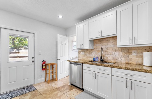 Wilton Manors House | The Bungalow on Wilton Drive. Upscale, Unique House with Huge Front Porch!