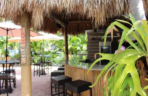 Wilton Manors Resort | The Cabanas Guesthouse & Spa - Gay Resort catering to Gay Men