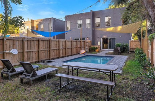 Allapattah House | The Carter - A Rustic Pool Housen