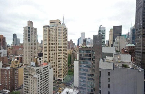 Tudor City Apartment | The Chic Vibe 8653