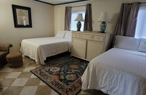 Northeast Virginia Beach Resort | The Colony Condominiums Oceanfront Unit with Amazing Oceanfront Balcony