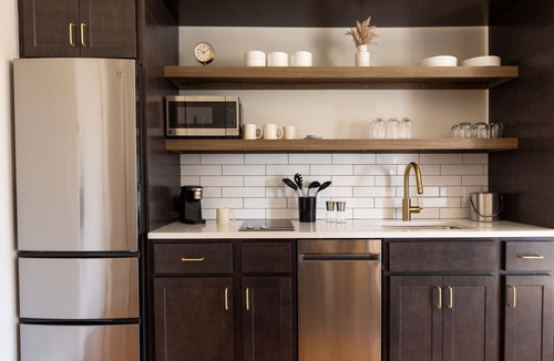 Salem Hotel | The Courier Hotel