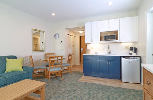 West Yarmouth Apartment | The Cove at Yarmouth Resort