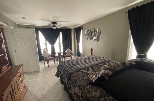 La Plata House | The Dragon Inn 2