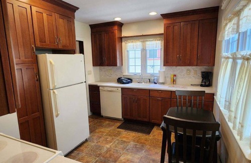 Bridgeton House | The Emerson House