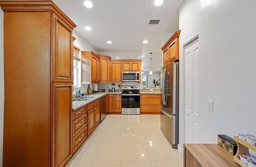 South Middle River Condo | The Escape By Dream Vacation