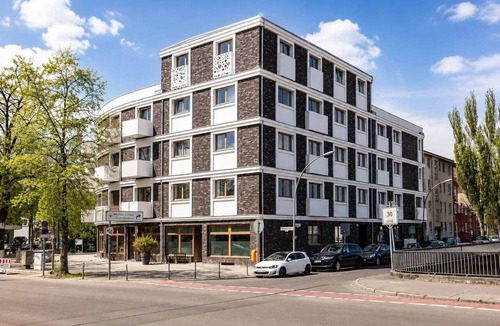 Schmargendorf Apartment | The Faces | Compact Studio | 310
