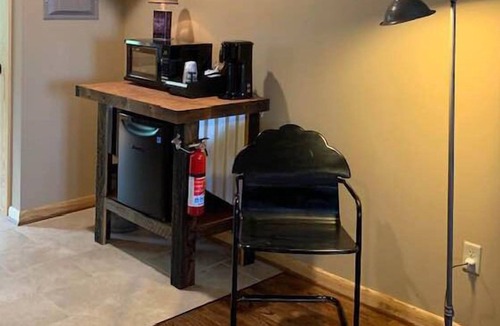 Stanardsville Cabin | The Filling Station - Rm. 107
