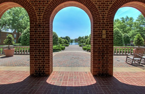 Norfolk - Virginia Beach Hotel | The Founders Inn and Spa, Tapestry Collection by Hilton