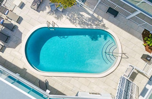 Galt Mile Hotel | The Garden Hotel & Resort