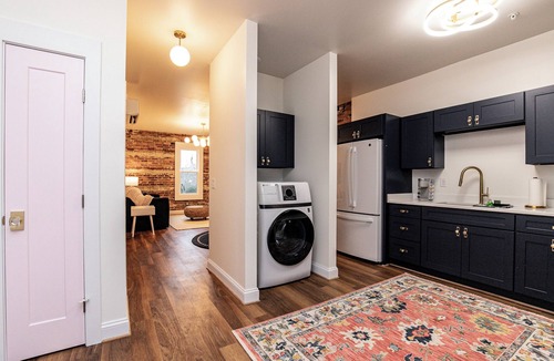 Onancock Apartment | The Glick - Short Stays on Market