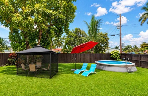 Hallandale Beach House | The Golfstream Dunes Villa