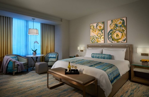 Hollywood Resort | The Guitar Hotel at Seminole Hard Rock