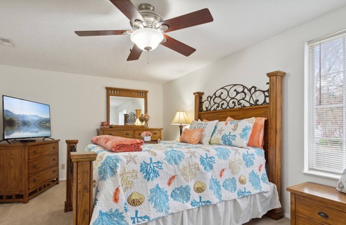 Coliseum Central House | The Heart ❤️ of Hampton- Walking Distance To Mall, Hospital, Coliseum