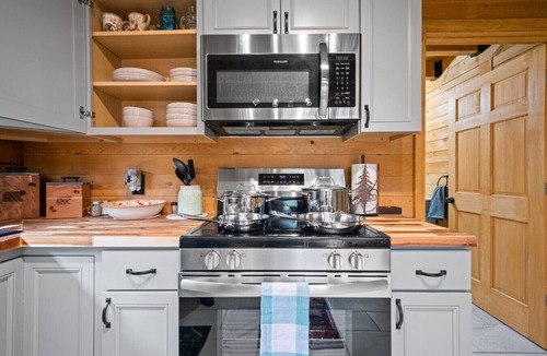 Summersville Cabin | The Hemlock | Modern Log Cabin + Mountain Views on 88 Private Acres