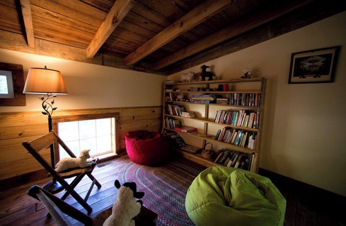 Charles City Bed & Breakfast | The Henhouse at Peace Hill Farm