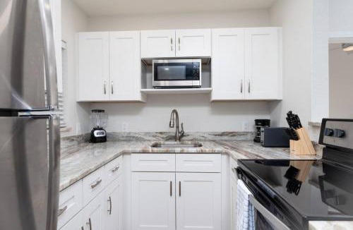Lake Ridge Apartment | The Hideaway at Lake Ridge 3