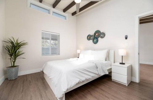 Lake Ridge Apartment | The Hideaway at Lake Ridge 3