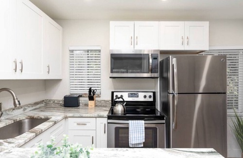 Lake Ridge Apartment | The Hideaway at Lake Ridge #1