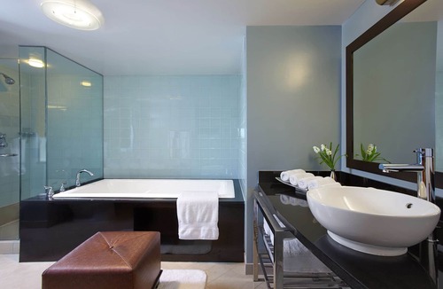 Central Park South Hotel | The Hilton Club - New York