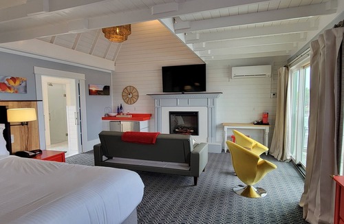 Gloucester Hotel | The Hotel at Cape Ann Marina