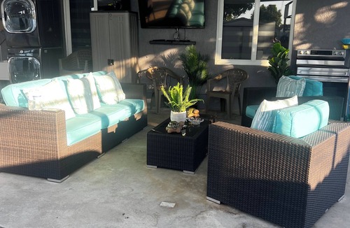Hialeah House | The House of Paradise