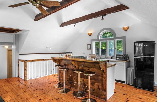 Ipswich House | The Ipswich Inn