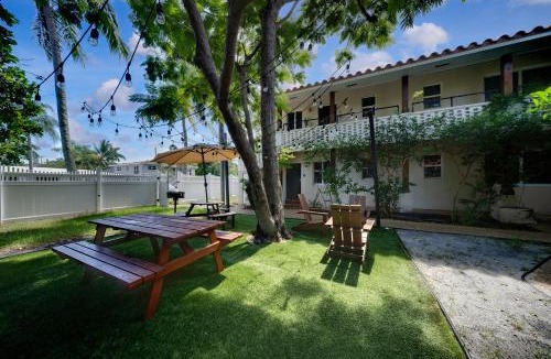 Coral Ridge Apartment | The Leeward Apartments By Lowkl