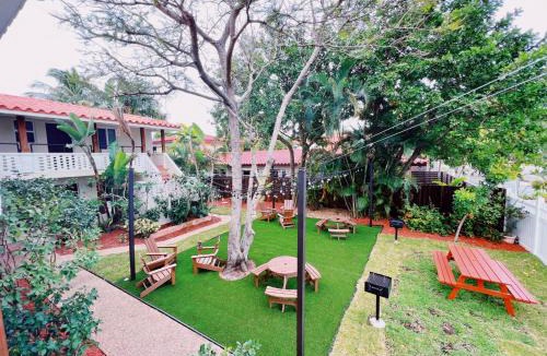 Coral Ridge Apartment | The Leeward Apartments By Lowkl