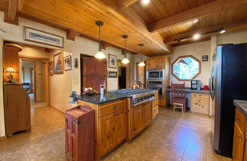 Victor Cabin | The Lincoln Lodge - Spacious Bitterroot Valley Retreat Between Hamilton & Victor