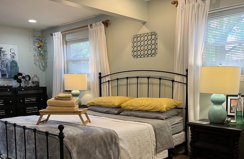 Virginia Beach House | The Love Shack, 6 NIGHT MINIMUM, no additional fees