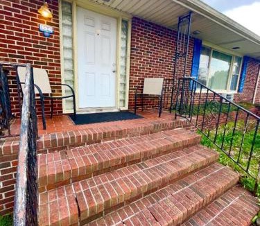 Chincoteague Hotel | The Maddox Inn