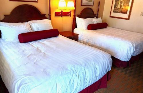 Chincoteague Hotel | The Maddox Inn