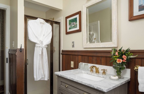 Cape May Bed & Breakfast | The Mason Cottage
