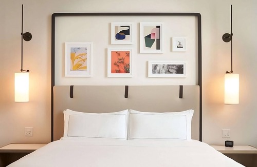 Ojus Hotel | The Miami Experience! Pet-friendly Property, Rooftop Swimming Pool!
