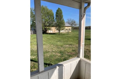 Cedar Mountain House | The Milkhouse at Lovell Farm(1840 historical farm)