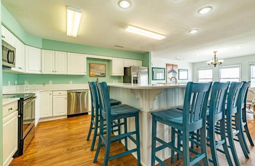 Nags Head House | The Nags Header - NH MP 11.5, Oceanfront, Pool, Hot Tub, Pool Table, Pets OK, Flex Stays
