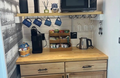 Verona Beach House | The Nest at Verona Beach + Dogs Welcome