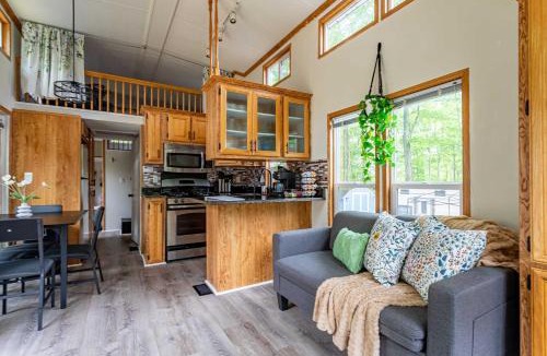 Gouldsboro House | The Nook Tiny Home Fire Pit Close to Lake