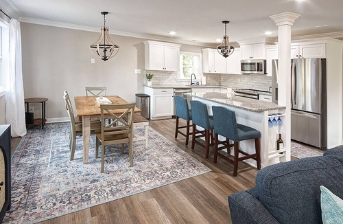 Weems House | The Oyster Tongs "Private Coastal Retreat"