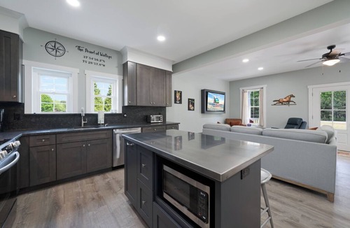 Wallops Island House | The Pearl at Wallops by Seaside - HORSE FRIENDLY