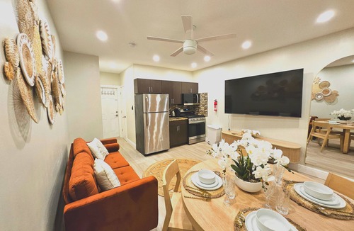 Hollywood Hotel | The Pearl Beachside Apartments on Hollywood Beach Broadwalk