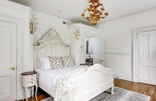 Cape May Court House Bed & Breakfast | The Peninsula